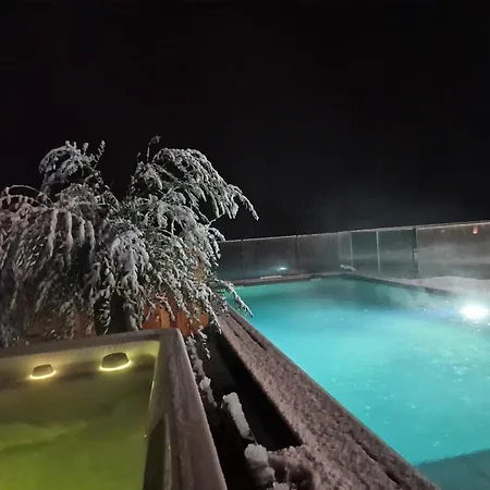 アパート Bella & Flocon Exclusive Private Pool, Spa & Sauna Min 2 Nights (Adults Only) Savièse