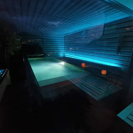 דירה Bella & Flocon & Carnotzet Private Pool & Min 1 Week (adults Only)