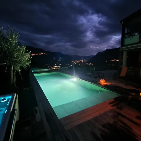 Bella & Flocon & Carnotzet Private Pool & Min 1 Week (adults Only) דירה *